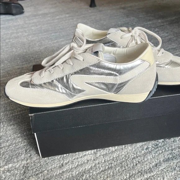 rag & bone Retro Runner Slim White and Silver Low-Top Sneakers US 8.5 - Picture 3 of 8